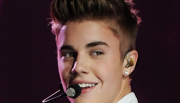 justin-bieber-von-seinem-bodyguard-wegen-beleidigung-verklagt