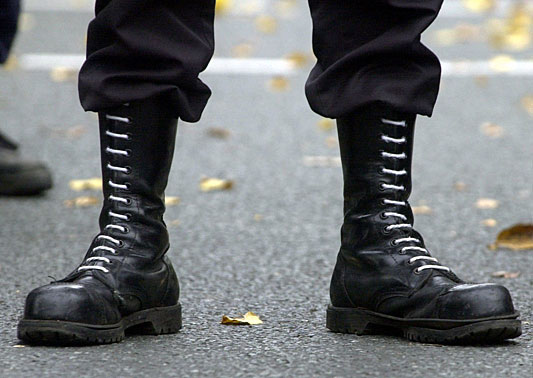 Nie waren Neonazis im Ruhrgebiet seit 1945 so präsent wie derzeit.