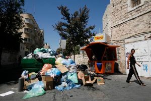 Der Osten der „goldenen Stadt“ versinkt im Dreck