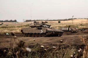 Israelische Panzer auf den Golanhöhen