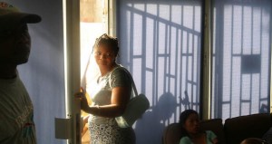 Eine Afrikanerin in einer offenen Klinik für Migranten, Flüchtlinge und Asylsuchende Foto: Physicians for Human Rights - Israel / flickr | CC-BY-SA 2.0