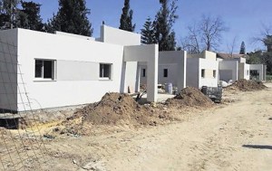 Neue Wohnungen in Nahal Oz, die für neue Familien errichtet wurden und nun leer bleiben.