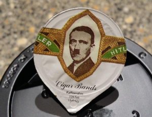 hitler-rahmdeckel_migro_schweiz