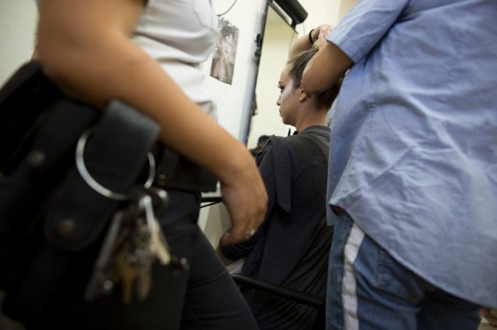 Einige Insassinnen machen während ihrer Haftzeit eine Ausbildung zur Friseurin oder Stylistin.