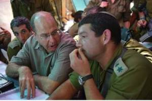 Ofer Winter, Moshe Ya'alon (Foto: Ariel Hermoni)