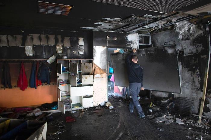 2014-11-30T122537Z-480916873-GM1EABU1KNY01-RTRMADP-3-MIDEAST-JERUSALEM-SCHOOL