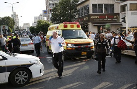 Scene of stabbing attack in Rishon Lezion, Nov 2, 2015